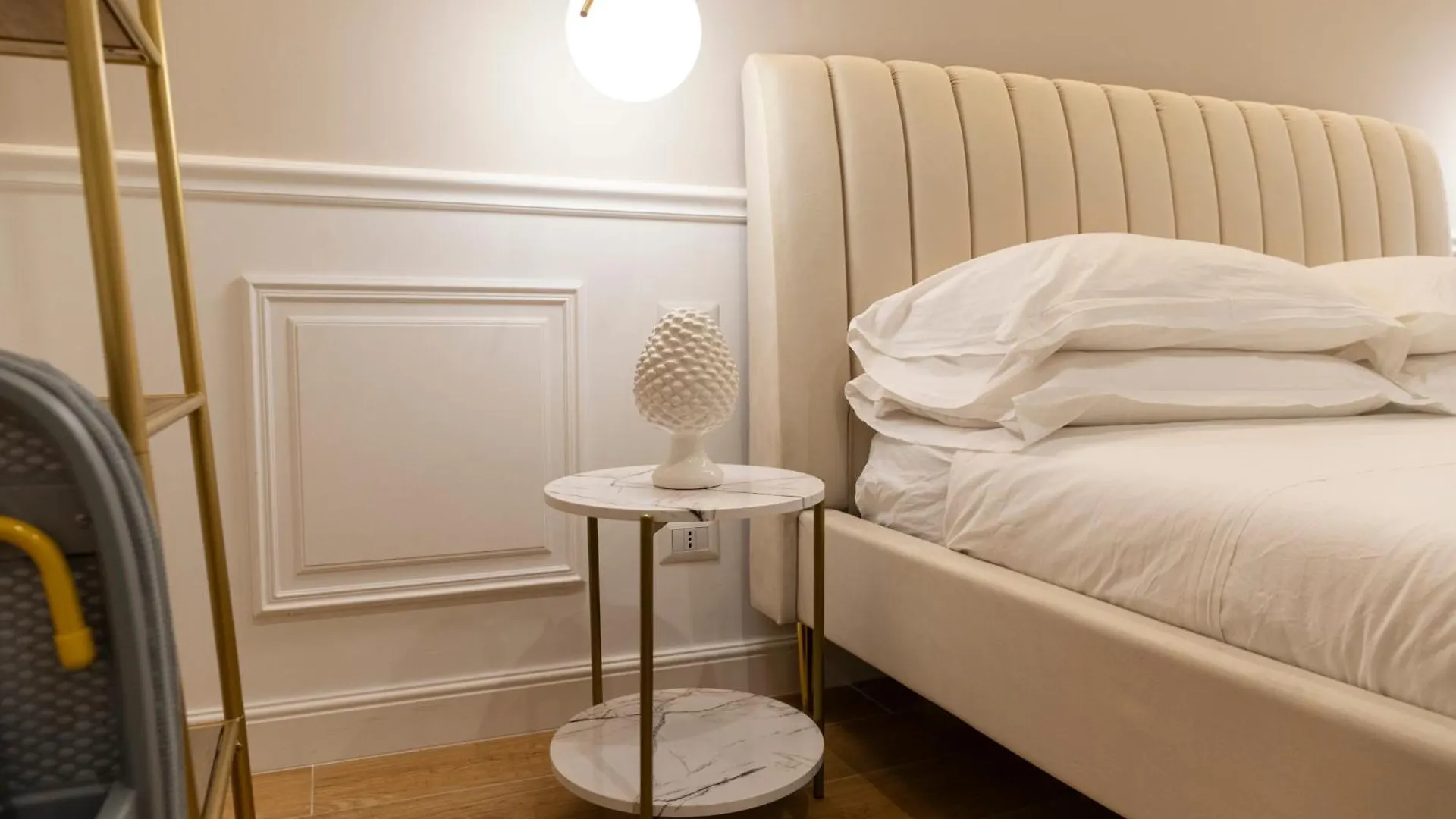 Dimora Zonno - First Floor Apartment Bari Italy